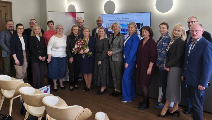 Uczestnicy posiedzenia Regionalnego Komitetu Rozwoju Ekonomii Społecznej Województwa Kujawsko-Pomorskiego